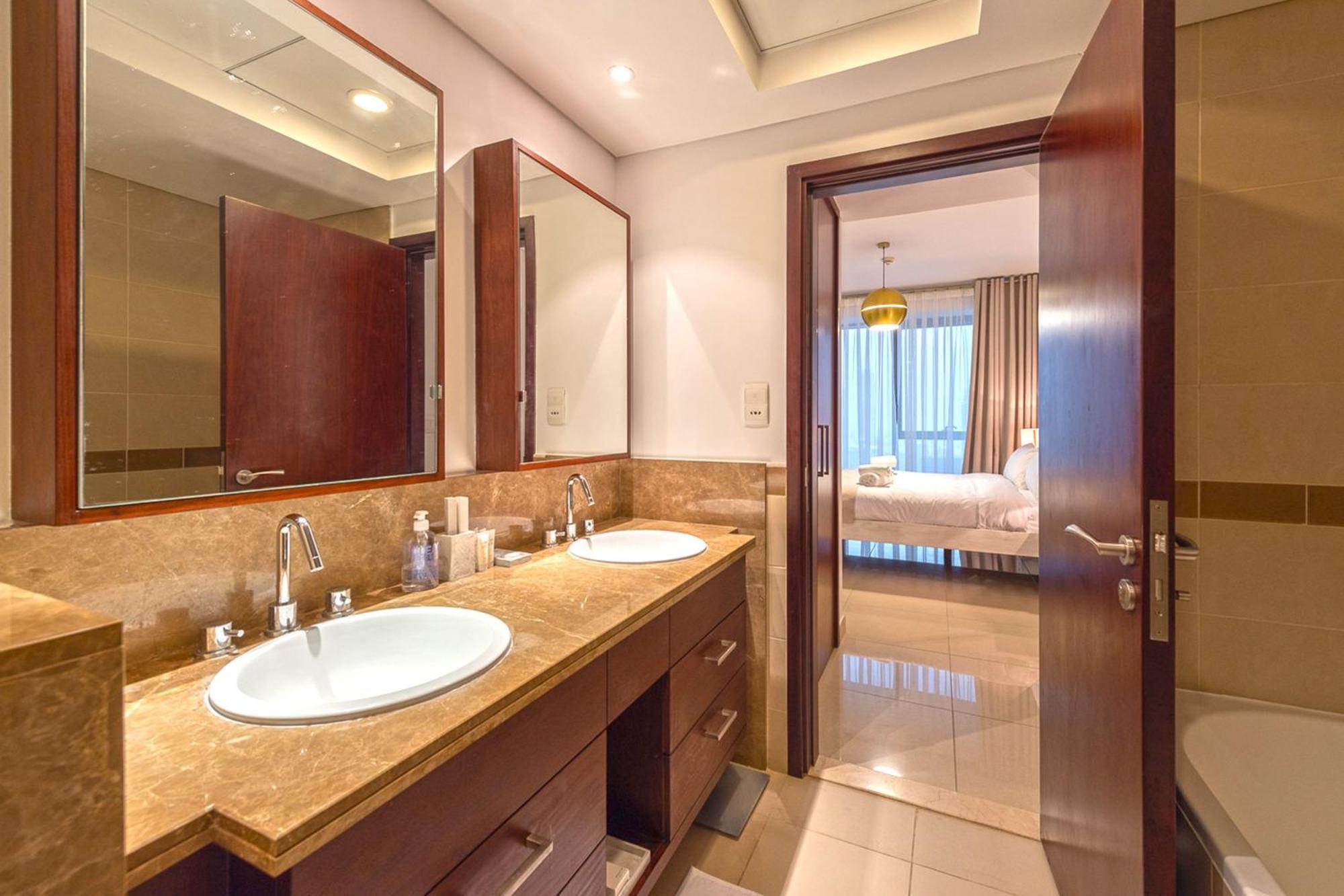 Spectacular Burj Khalifa View 2Br 29 Boulevard Tower 2 Dubai Exteriör bild